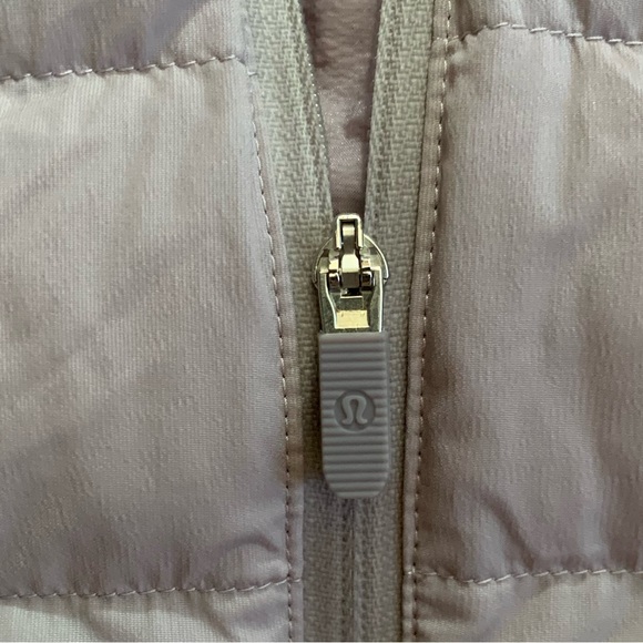 Lululemon Down For It All Vest Dark Chrome Size 4 - Picture 6 of 8